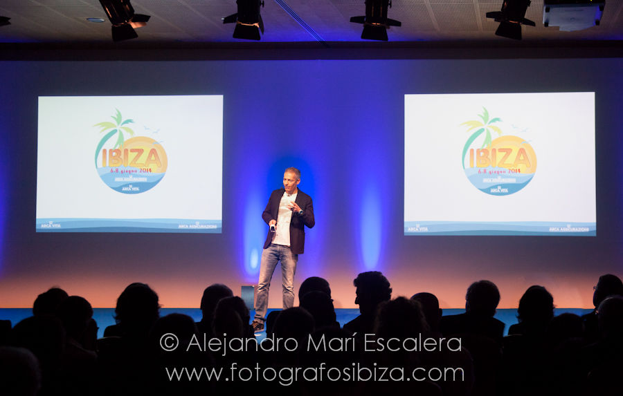 Giovanni Vernia photo ibiza
