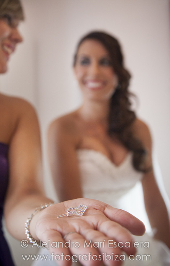 Bride whith friends