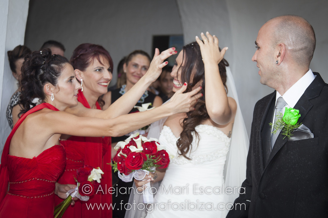 natural wedding photography